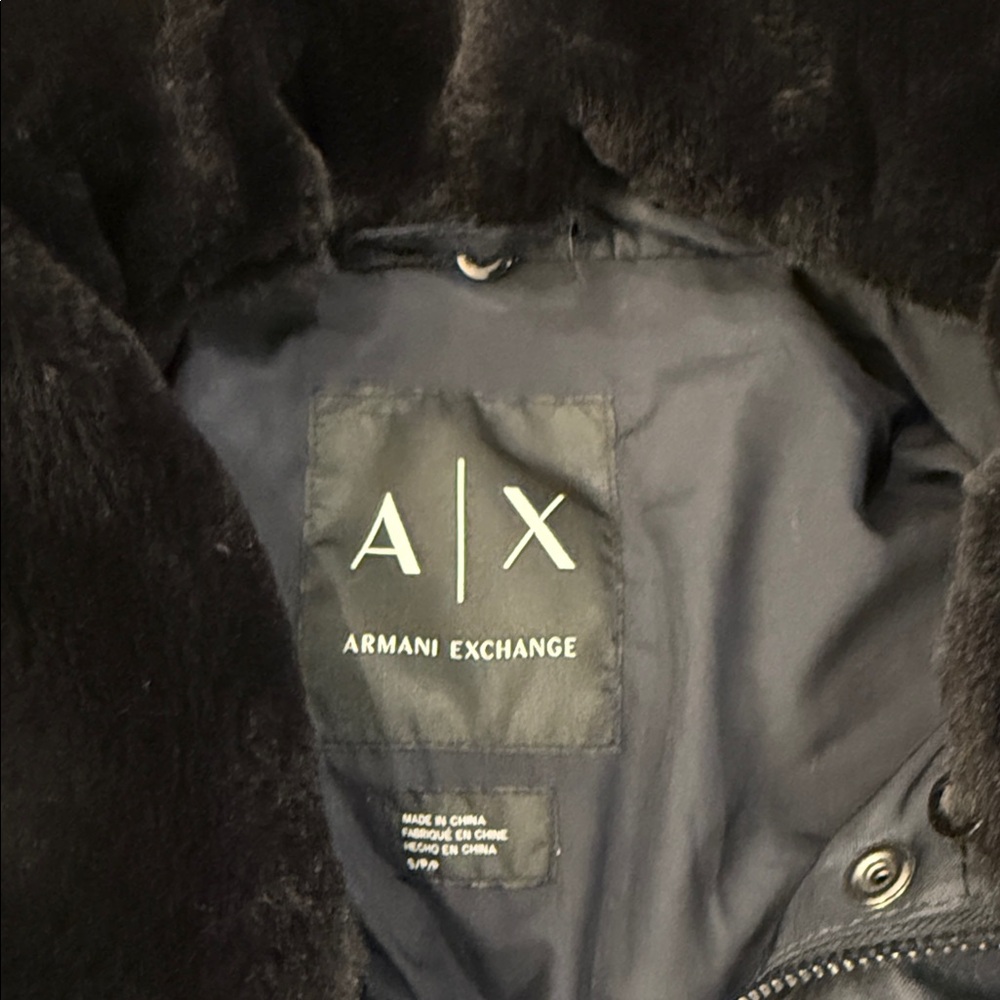 AX Armani Exchange White Duck Down Black Puffer Jacket Faux Fur Trim S - Picture 2 of 13